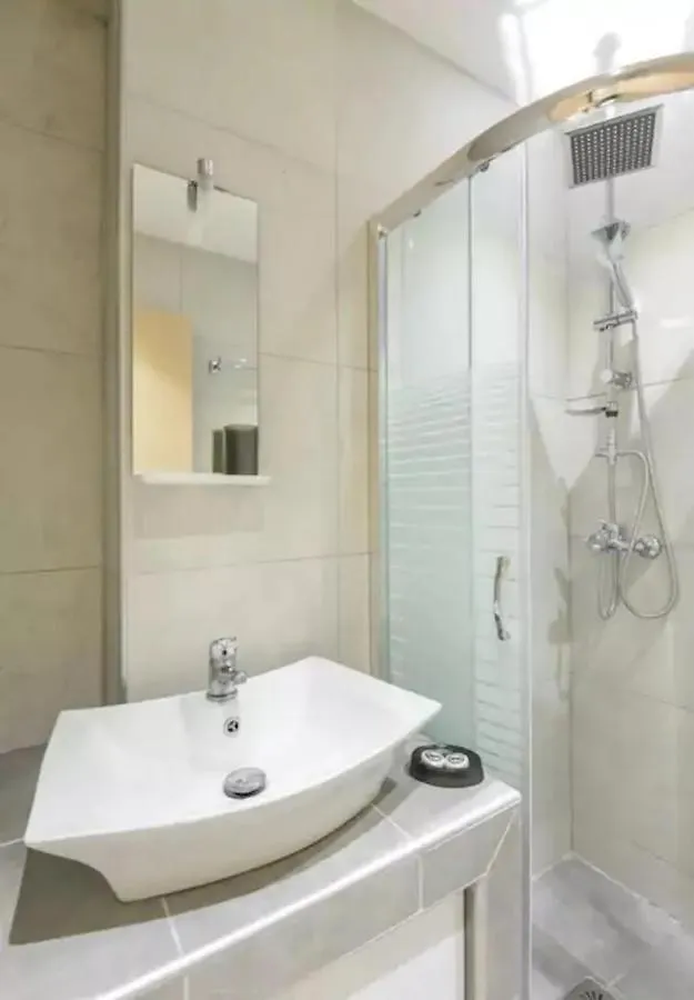 Caravanserai Studio 3 Apartment Thessaloniki